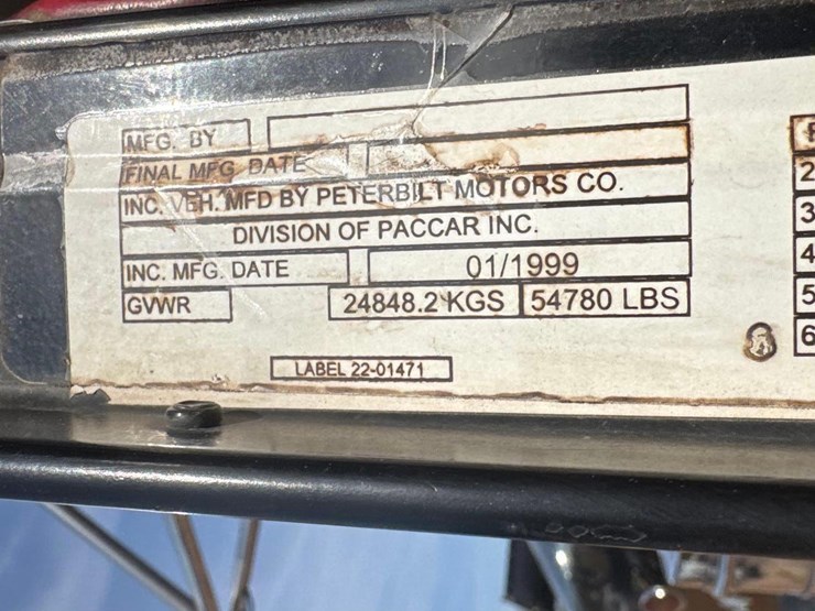 1999-peterbilt-357-image-15