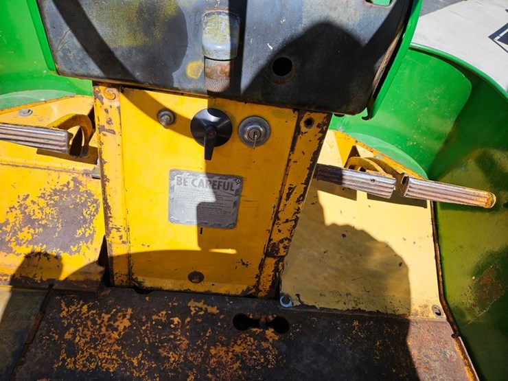 1967-john-deere-700-image-26