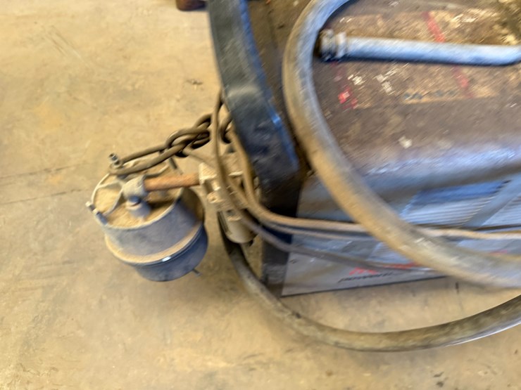 #43525-•-hypertherm-powermax-1000-plasma-cutting-system---located-in-front-portion-of-main-shop-image-16