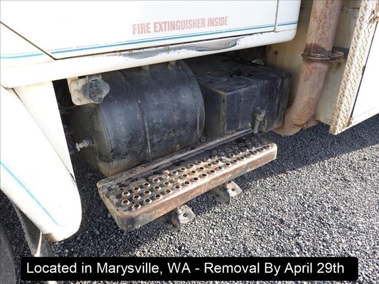 1988-international-s1900-image-29