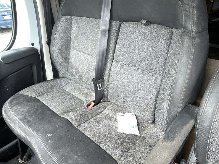 #206-•-2016-white-ram-van-(has-wi-title)-(neenah,-wi)-image-51