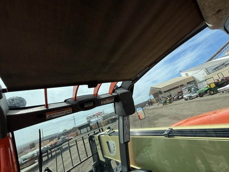 2017-jlg-g5-18a-image-36