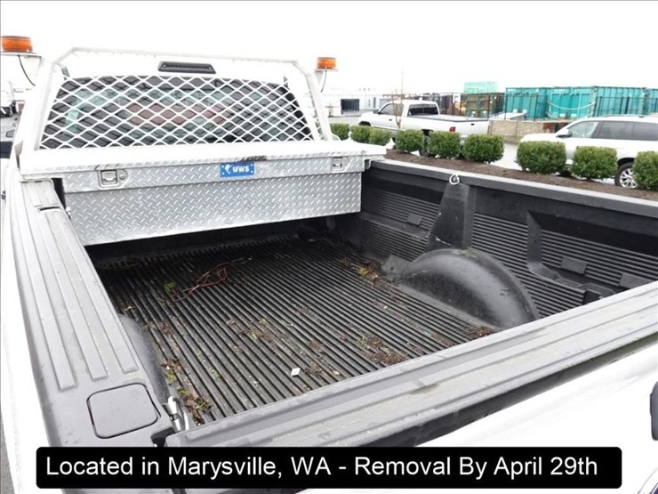 2014-ford-f150-xl-image-18