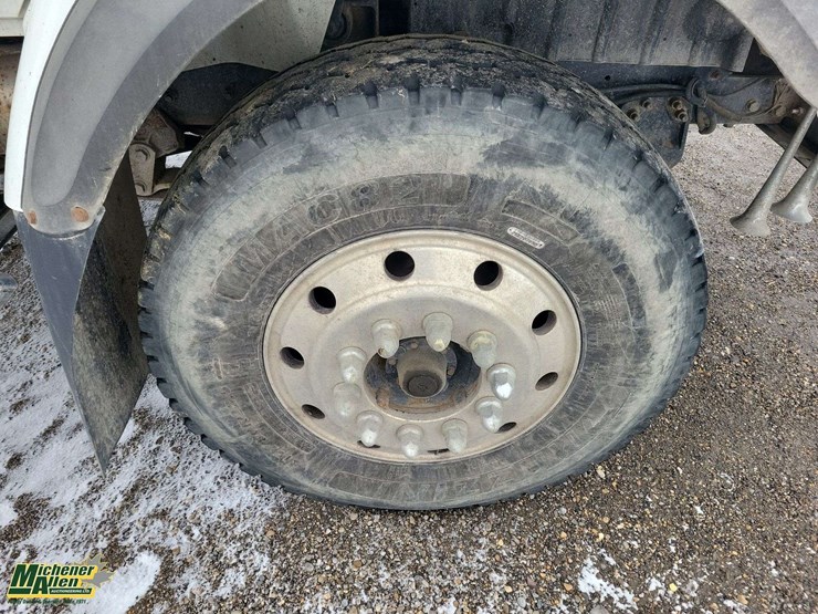 2009-international-workstar-7500-image-14