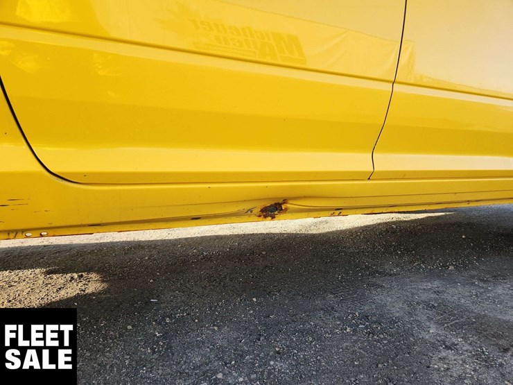 2019-ram-1500-classic-image-32