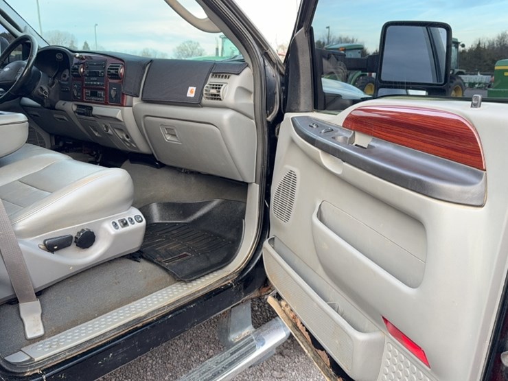 2006-ford-f350-image-8