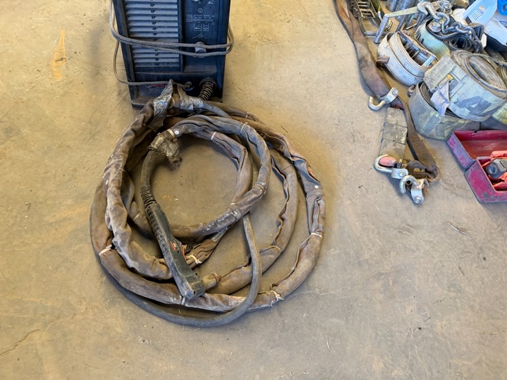 #43525-•-hypertherm-powermax-1000-plasma-cutting-system---located-in-front-portion-of-main-shop-image-10