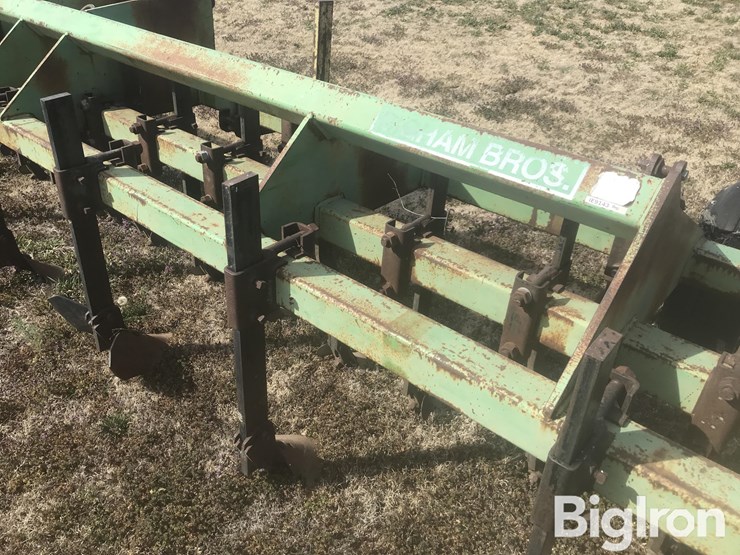 bigham-brothers-s-389-7-row-3-bar-cultivator-image-16