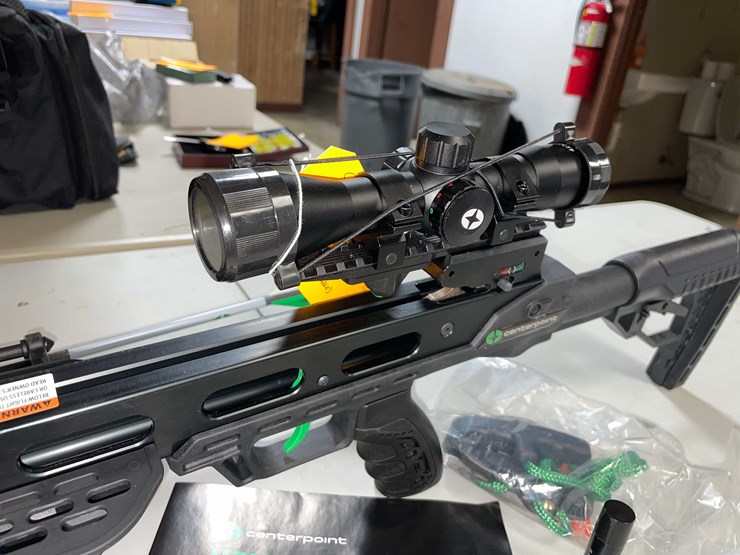 #2911-•-centerpoint-hellion-400-crossbow-image-12