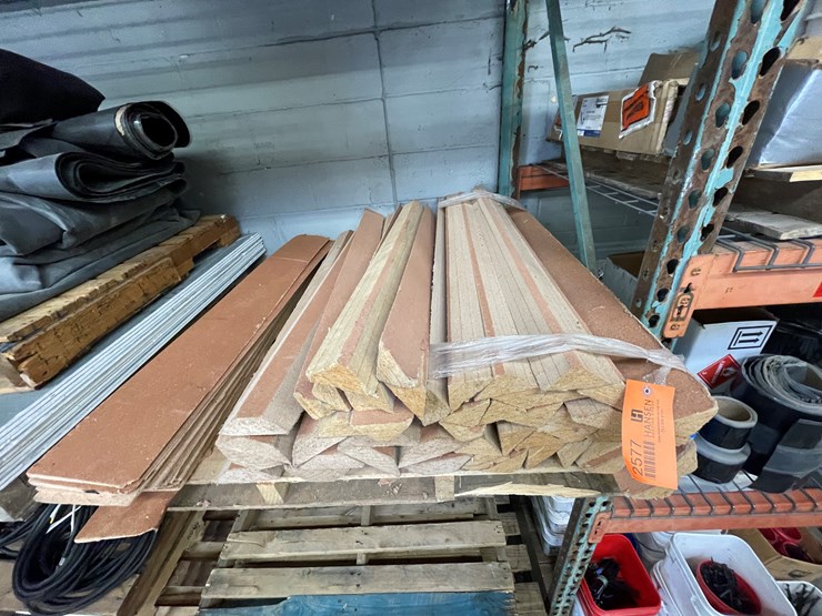 #2577-•-pallet-of-roofing-material-(columbia-heights,-mn)-image-4