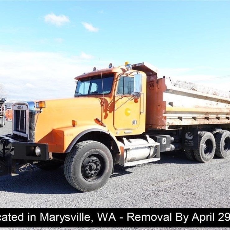 2000 FREIGHTLINER FLD120