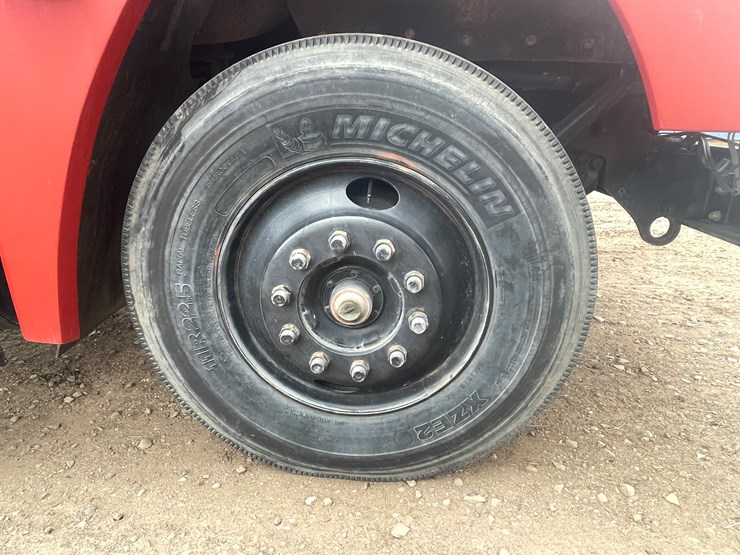 #216-•-1992-freightliner-water-truck-(has-mn-title)-(mora,-mn)-image-16