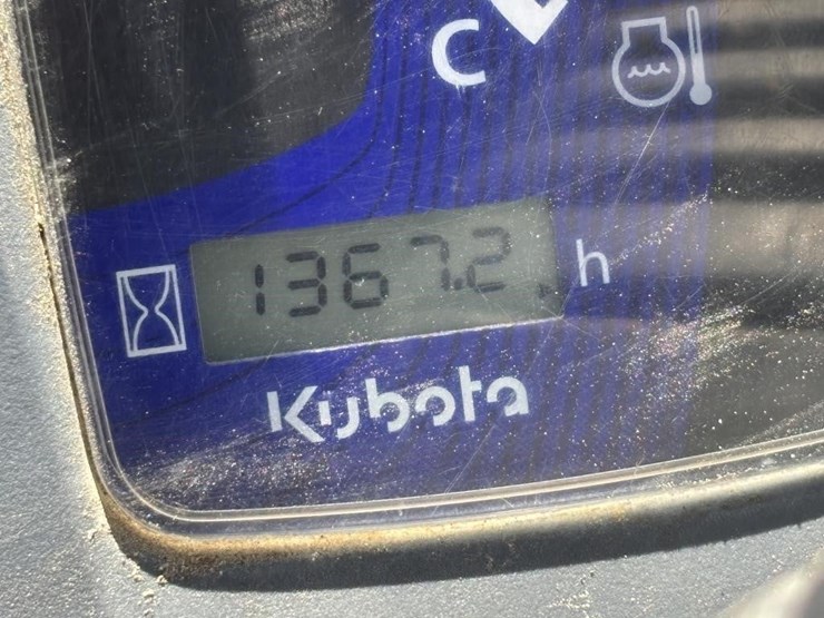 2018-kubota-ssv65-image-43