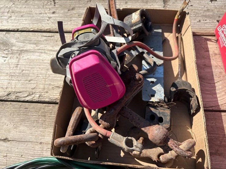 binder,-mask,-&-other-image-4