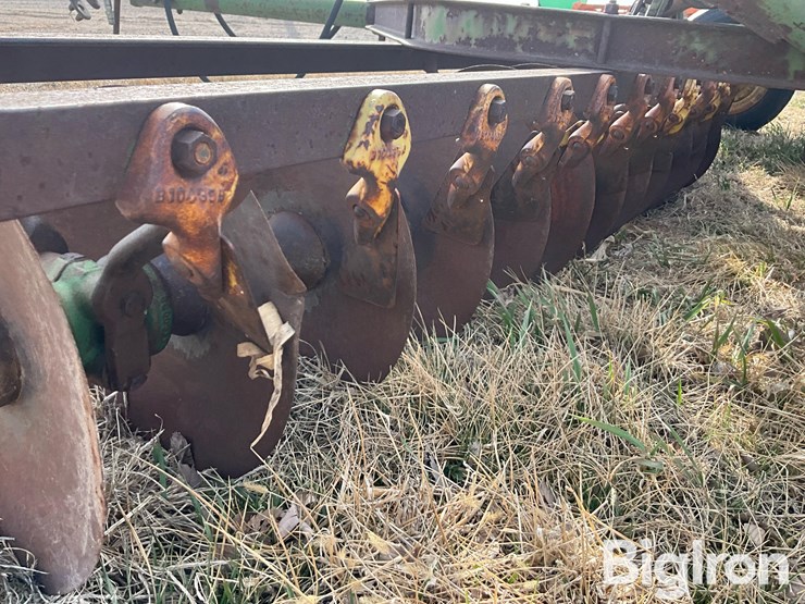 john-deere-15-image-13