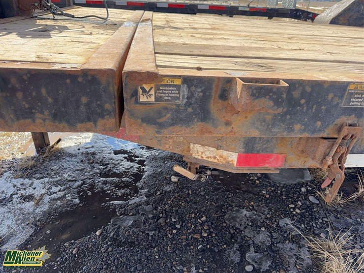 load-trail-car-trailer-image-13