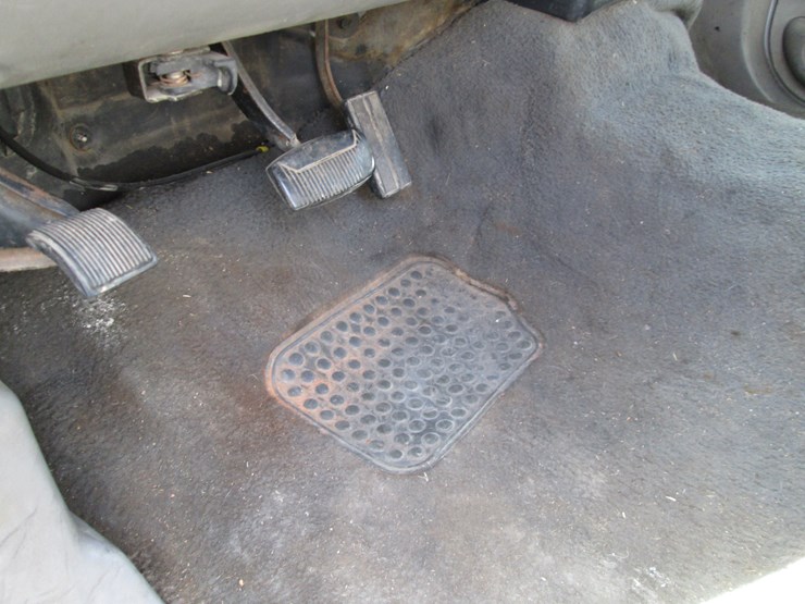 2001-ford-f250-image-29