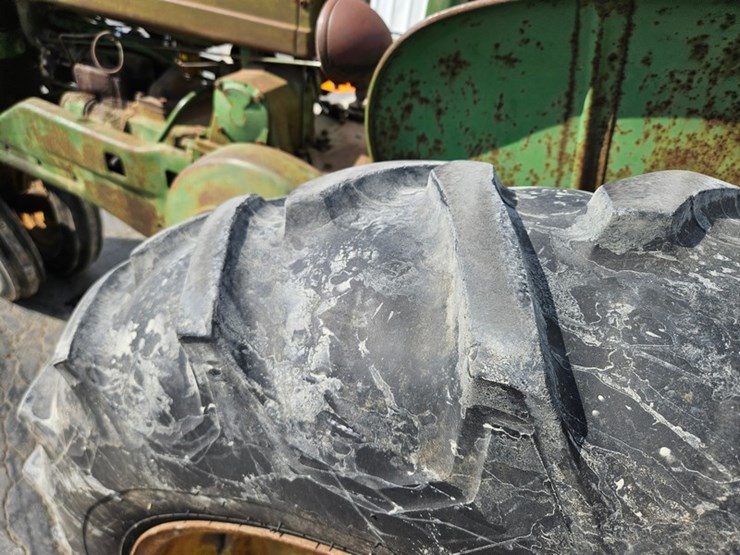 1952-john-deere-model-a-image-41