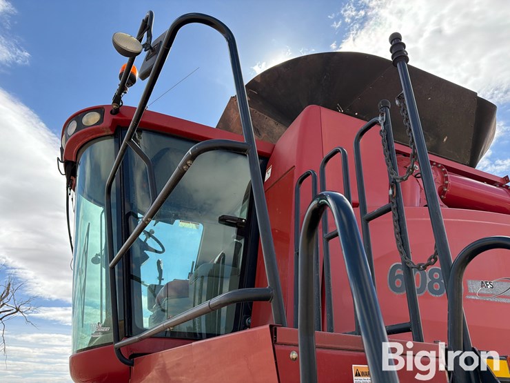 2009-case-ih-6088-image-9