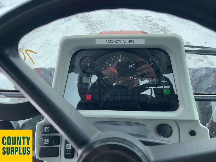 2007-massey-ferguson-4-image-14