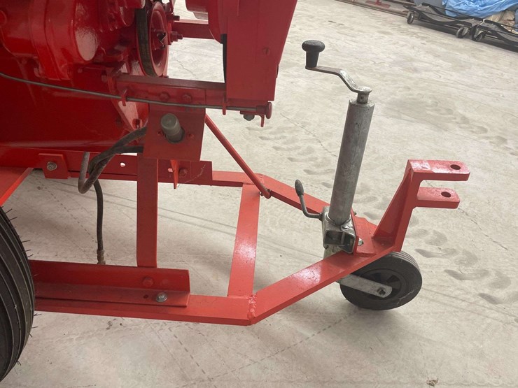 1950-ford-8n-image-34