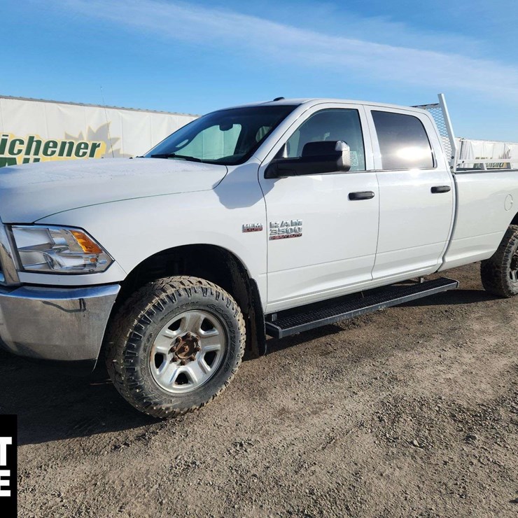 2018 DODGE 3500