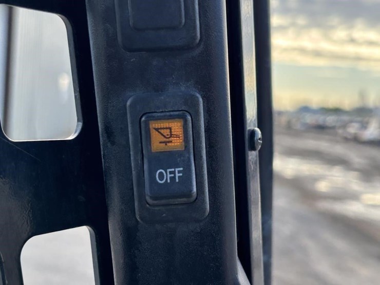 2019-bobcat-t590-image-27