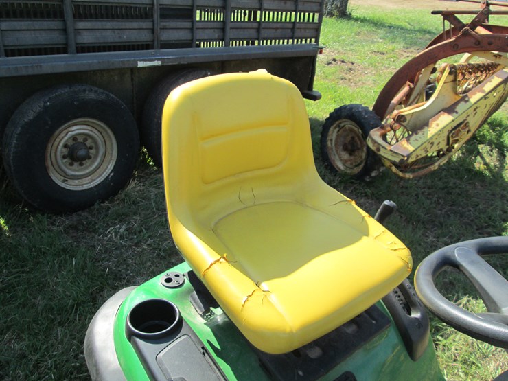john-deere-d130-image-15