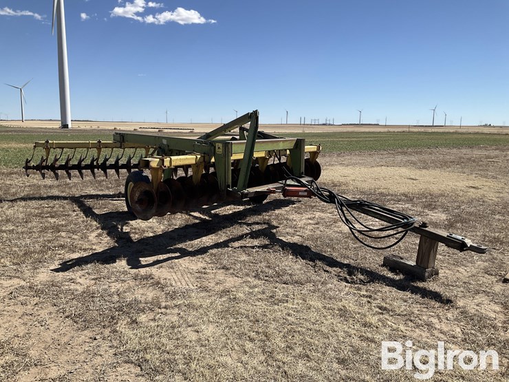 john-deere-340-image-3