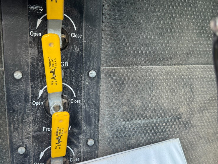 2004-johnston-mx450-image-38