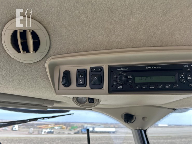 2012-john-deere-s690-image-91