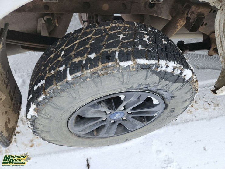 2017-ford-6.5-ft-image-30