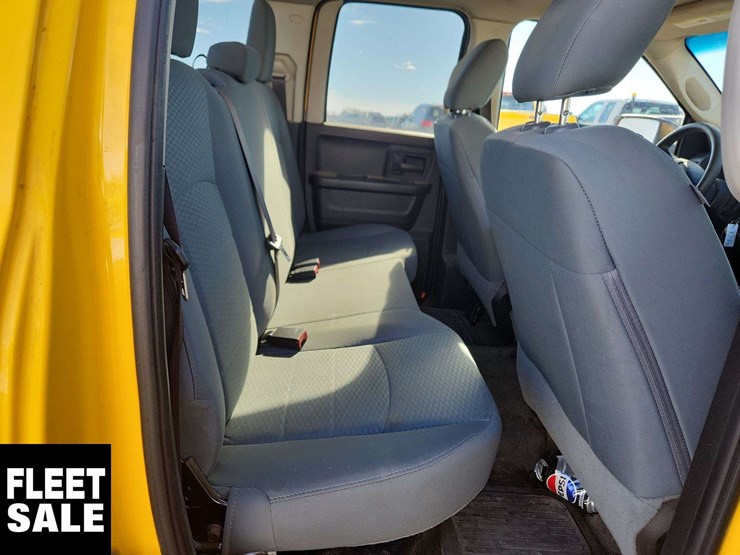 2019-ram-1500-classic-image-18