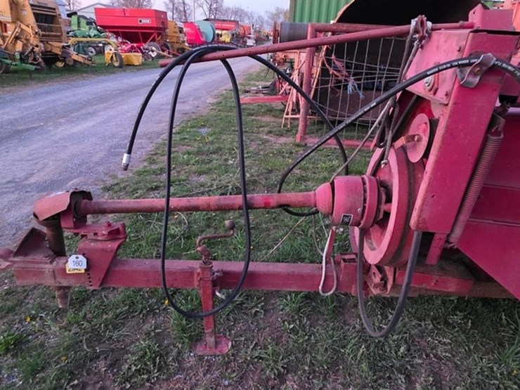 new-holland-315-image-28