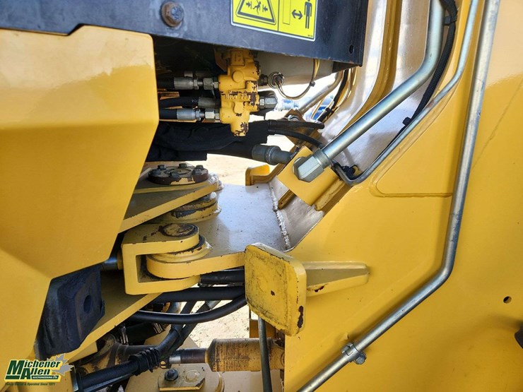 2005-caterpillar-924g-image-20