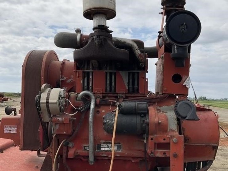 new-holland-515-image-9