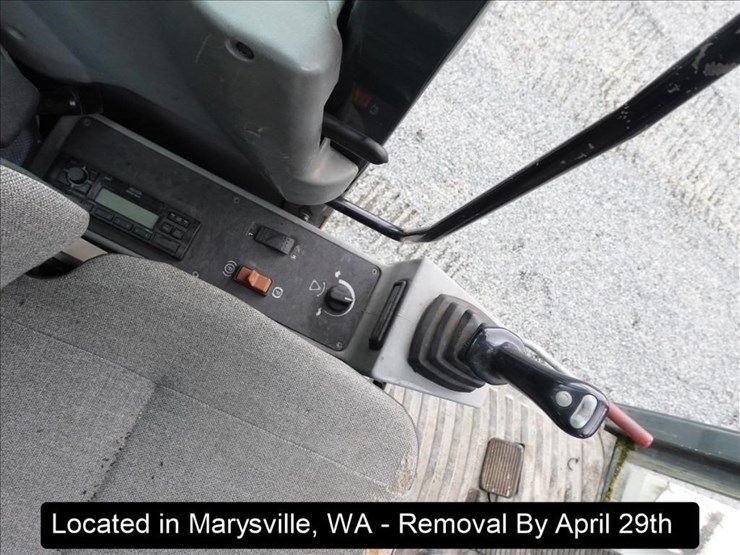 2009-gradall-xl3100-image-10