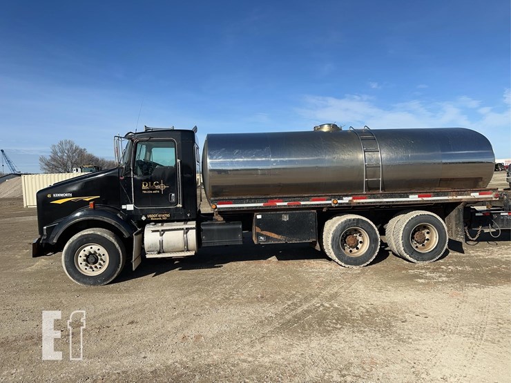 2003-kenworth-t800-image-3