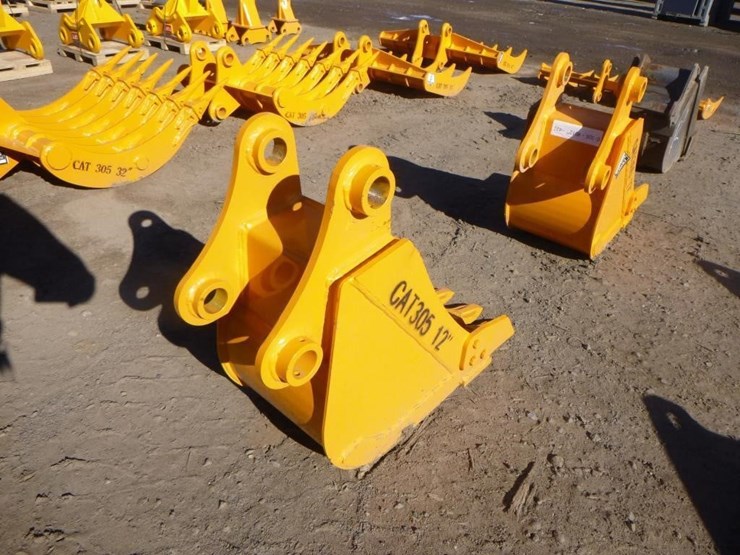 caterpillar-305-image-3