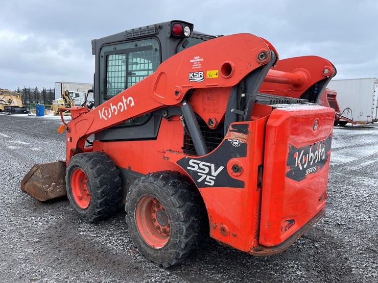 2022-kubota-ssv75-image-7