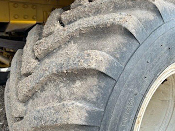 1997-john-deere-6081-image-8