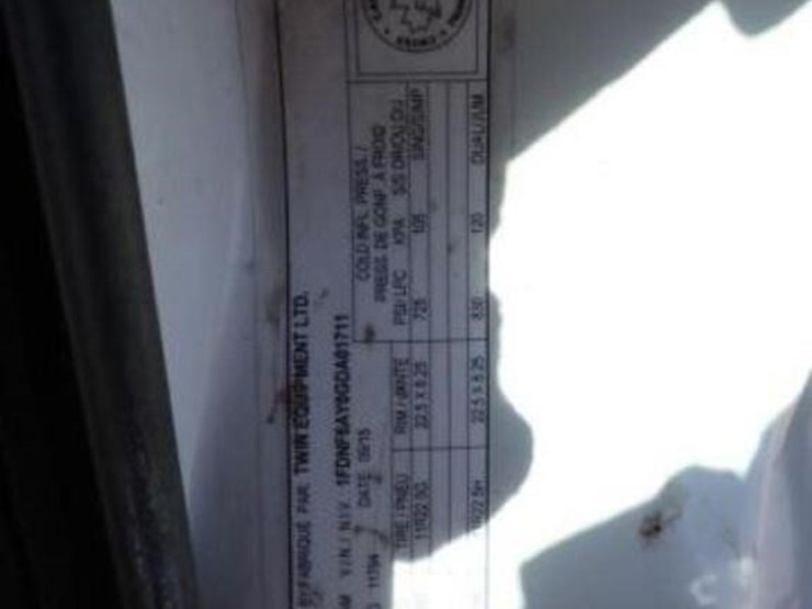 2016-ford-f650-image-9