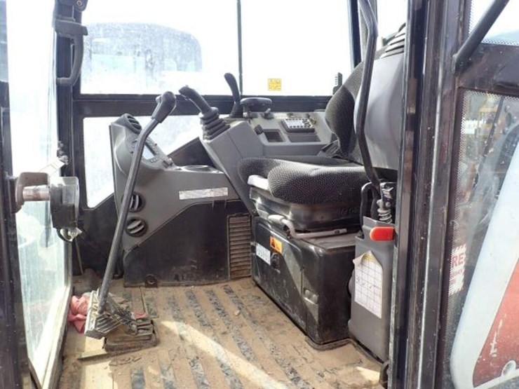 2019-bobcat-e85-image-5