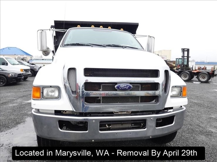 2015-ford-f650-image-13