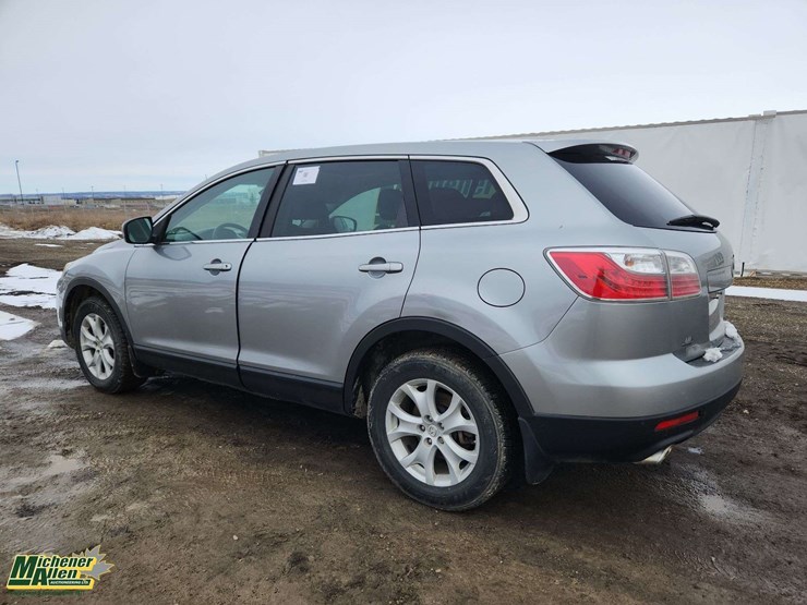 2012-mazda-cx9-image-3