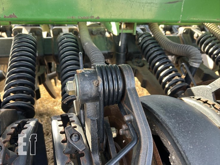 2004-john-deere-1590-image-59