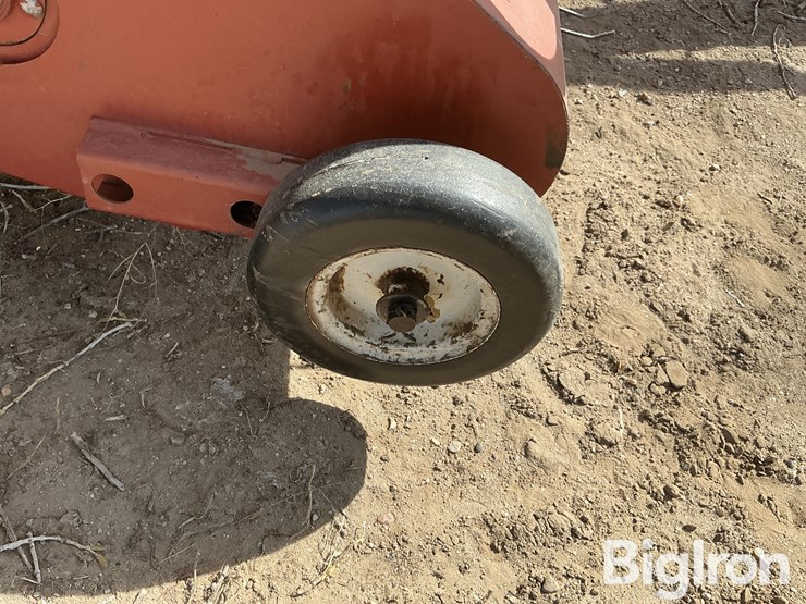 1993-hesston-4590-image-17