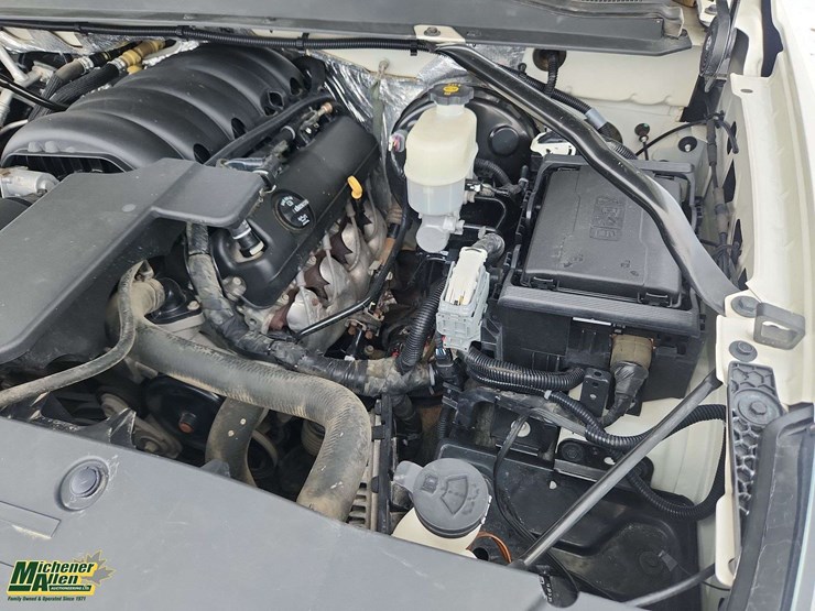 2015-gmc-yukon-denali-image-28