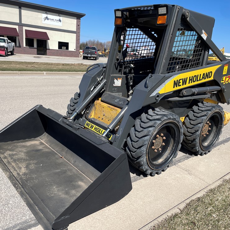 2006 NEW HOLLAND L170