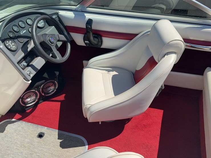 #4006-•-cobia-monte-carlo-188es-19'-runabout-boat-image-16